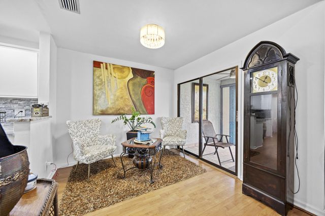 1519 Woodbridge Lakes Circle, West Palm Beach, FL 33406