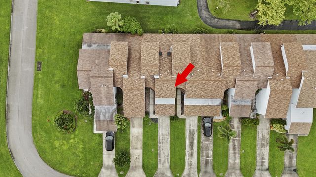 1519 Woodbridge Lakes Circle, West Palm Beach, FL 33406