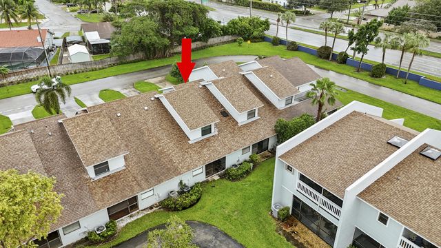 1519 Woodbridge Lakes Circle, West Palm Beach, FL 33406