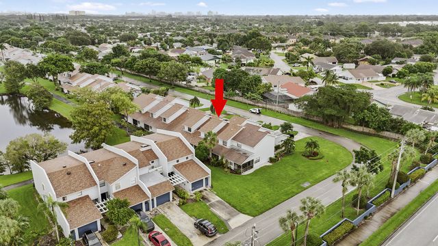 1519 Woodbridge Lakes Circle, West Palm Beach, FL 33406
