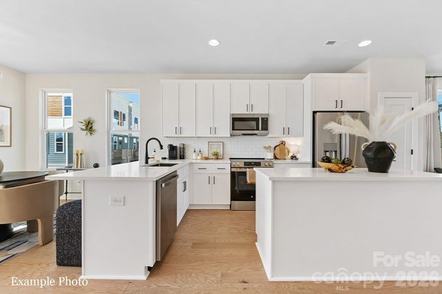 146 Red Azalea Lane 26, Charlotte, NC 28217