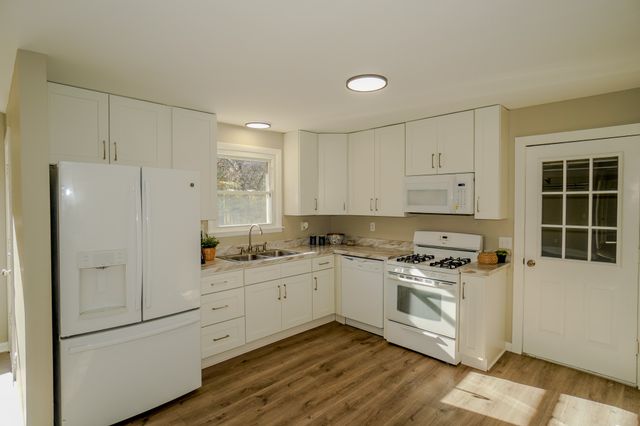 111 Scotch St, Hendersonville, TN 37075