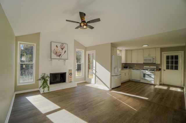 111 Scotch St, Hendersonville, TN 37075