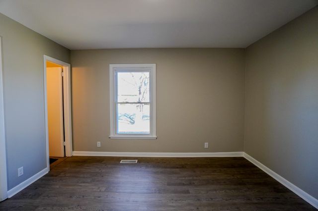 111 Scotch St, Hendersonville, TN 37075