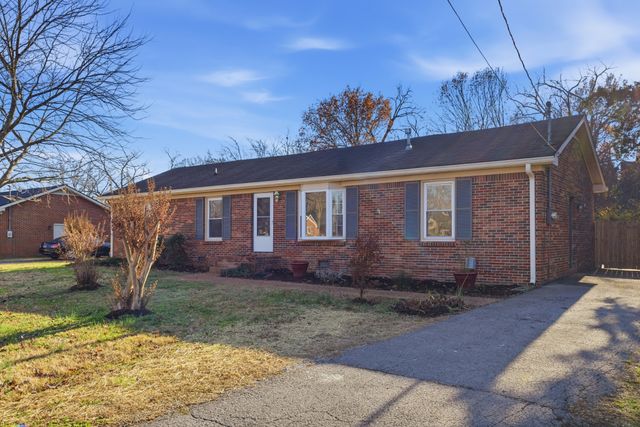 111 Scotch St, Hendersonville, TN 37075