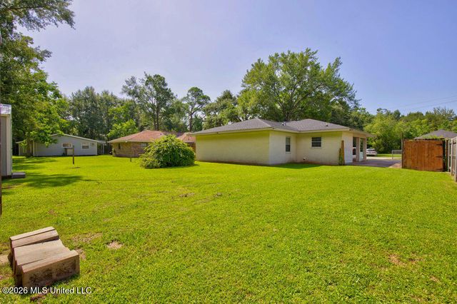 610 Herlihy Street, Waveland, MS 39576