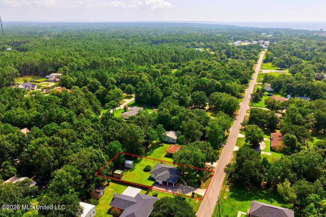 610 Herlihy Street, Waveland, MS 39576