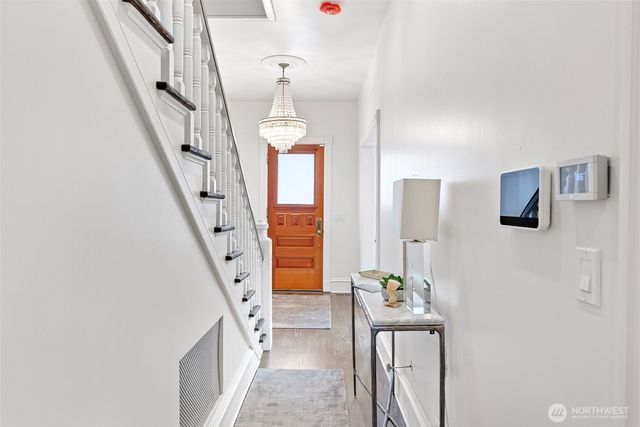 511 N E Street, Tacoma, WA 98403