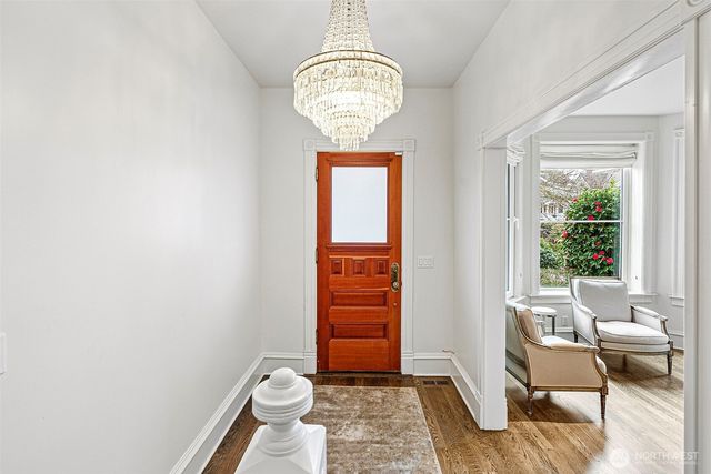 511 N E Street, Tacoma, WA 98403