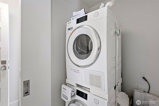 511 N E Street, Tacoma, WA 98403