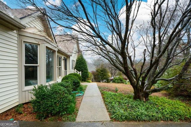 2630 Cambridge Hills Road, Cumming, GA 30041