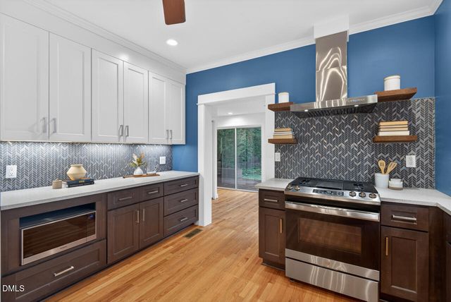 910 Oakland Avenue, Durham, NC 27705