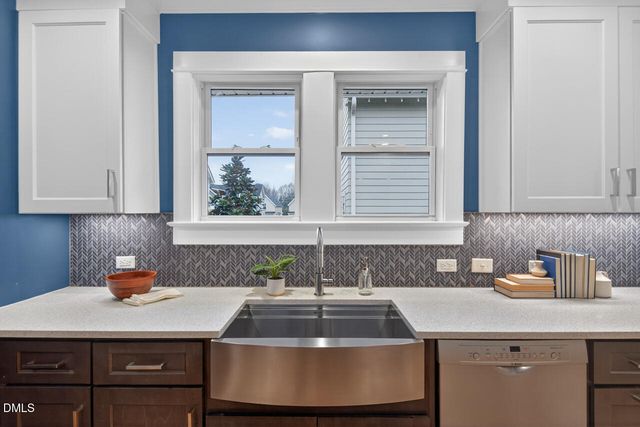 910 Oakland Avenue, Durham, NC 27705