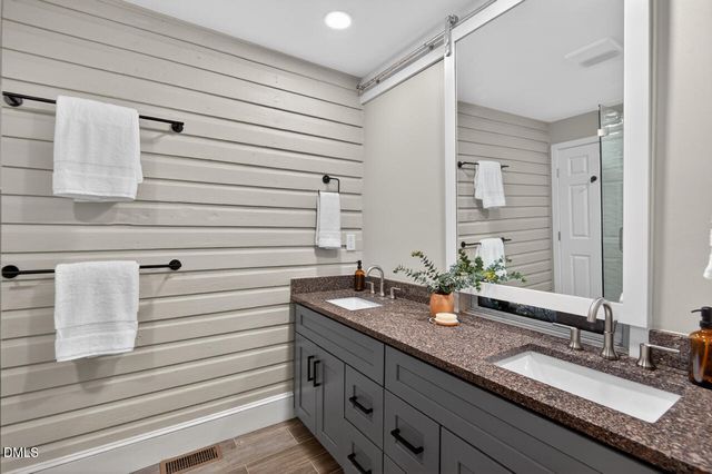 910 Oakland Avenue, Durham, NC 27705