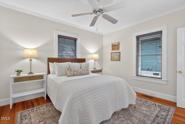 910 Oakland Avenue, Durham, NC 27705