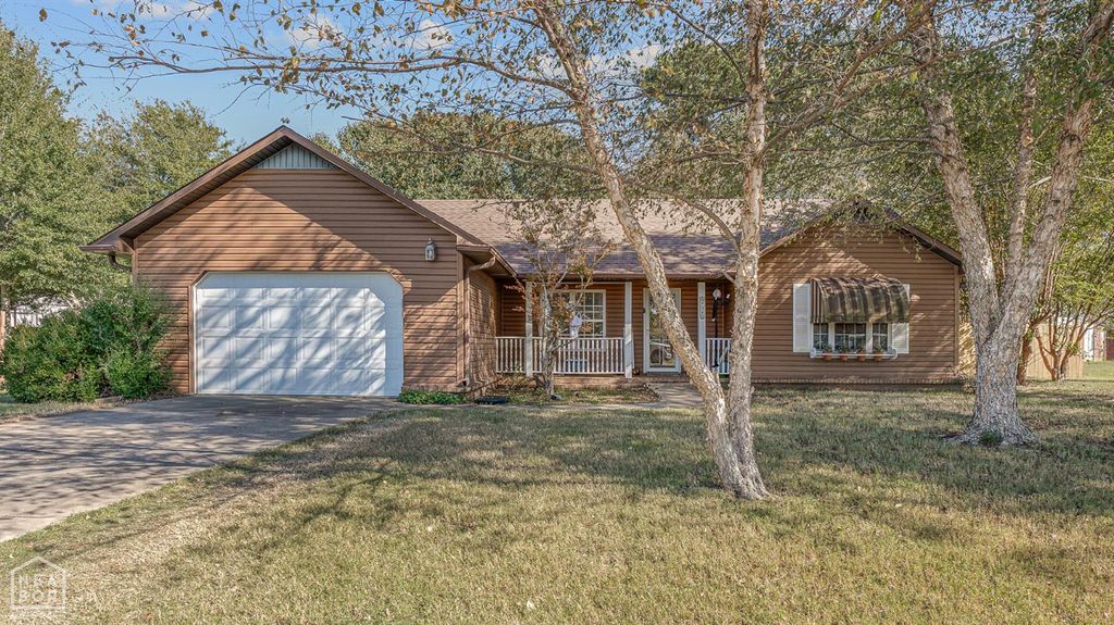 906 Amber Lane, Manila, AR 72442