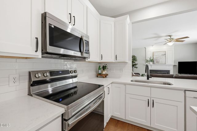 729 Hillsford Lane, Apex, NC 27502