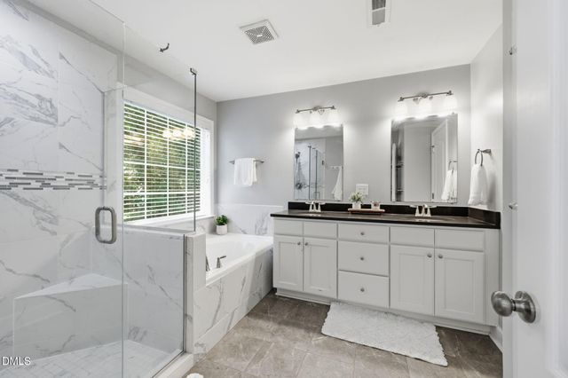 729 Hillsford Lane, Apex, NC 27502