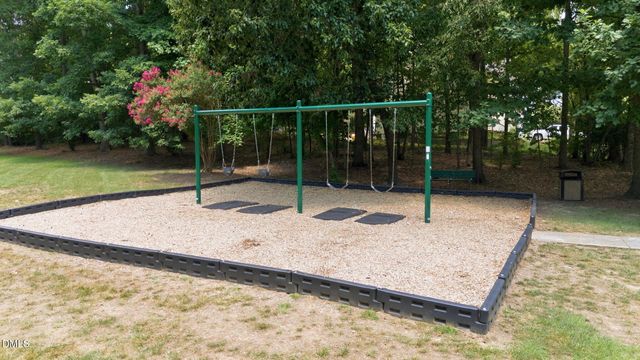 729 Hillsford Lane, Apex, NC 27502