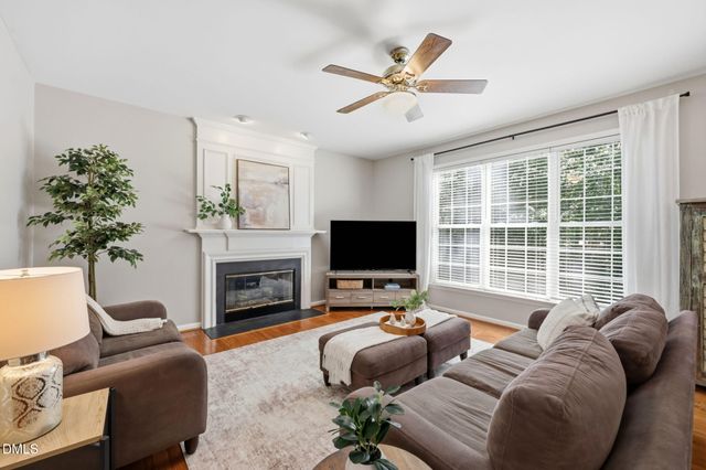 729 Hillsford Lane, Apex, NC 27502
