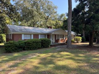 106 Winding, Dothan, AL 36301