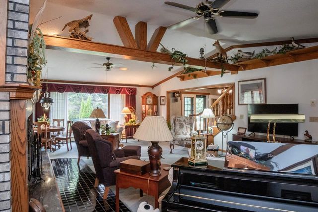 2180 BLUEJAY LANE, Kronenwetter, WI 54476