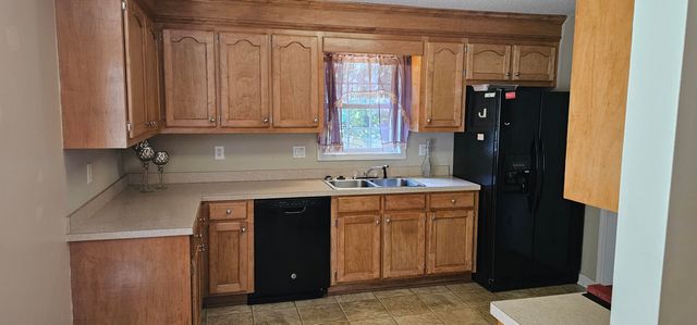 2755 Navigator Circle, Dalzell, SC 29040