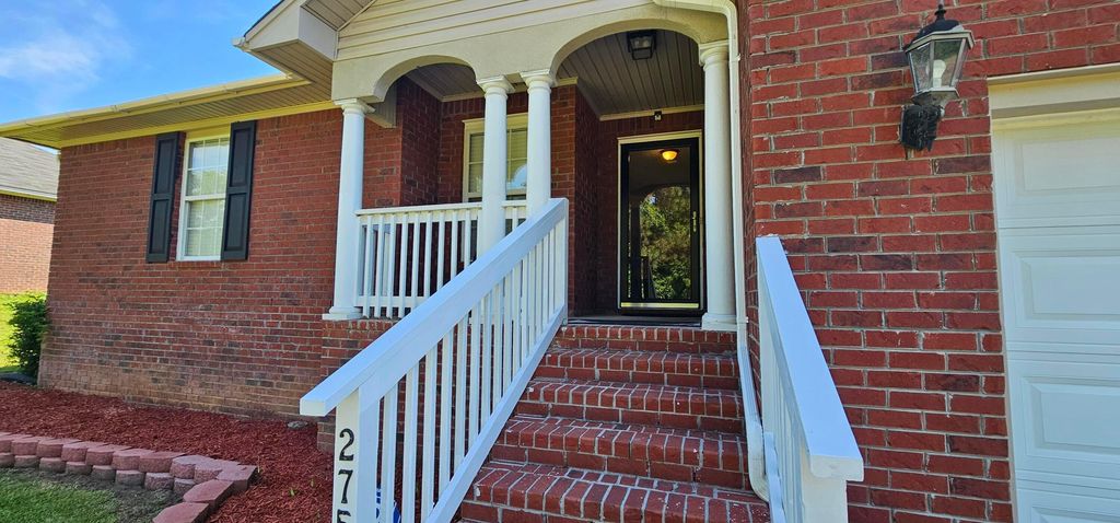 2755 Navigator Circle, Dalzell, SC 29040