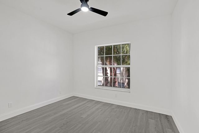 1255 NW 27th Avenue, Pompano Beach, FL 33069