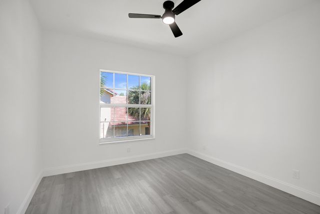 1255 NW 27th Avenue, Pompano Beach, FL 33069