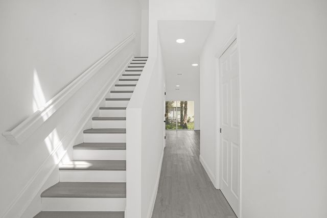 1255 NW 27th Avenue, Pompano Beach, FL 33069