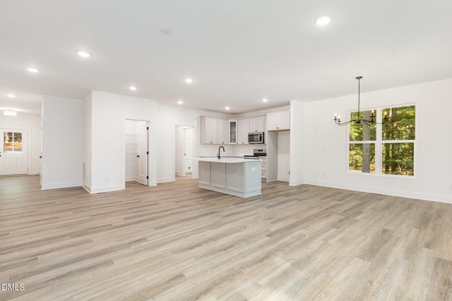 3260 Yorkshire Circle, Sanford, NC 27332