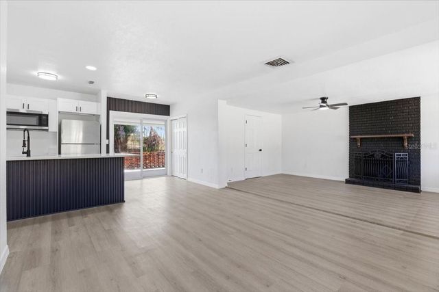 113 EASTWAY DR, Lakeland, FL 33803