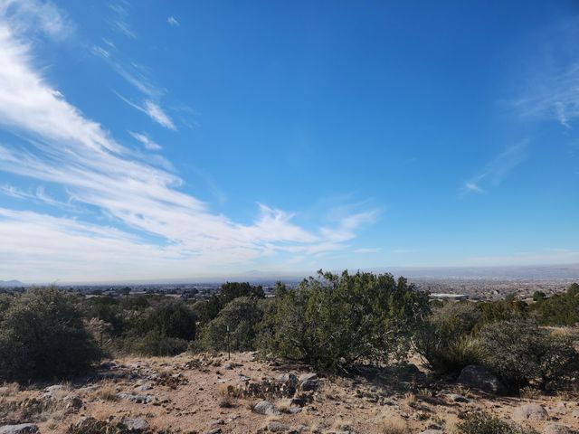 47 Rock Ridge Drive NE, Albuquerque, NM 87122