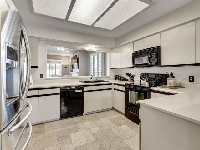 458 Evergreen Ash, Palm Desert, CA 92211