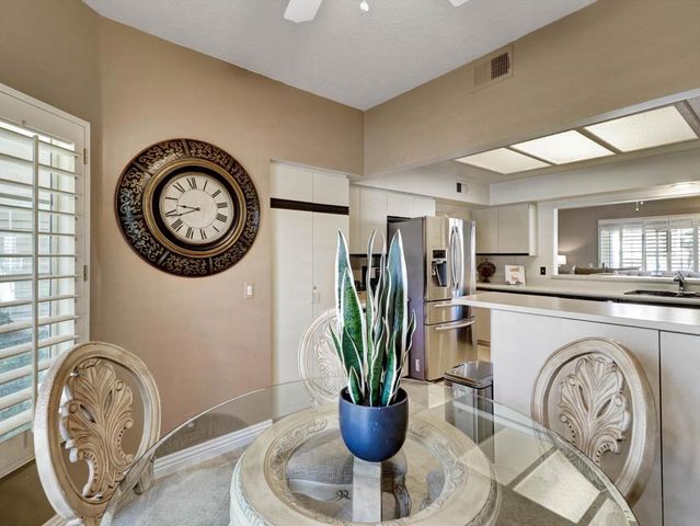 458 Evergreen Ash, Palm Desert, CA 92211