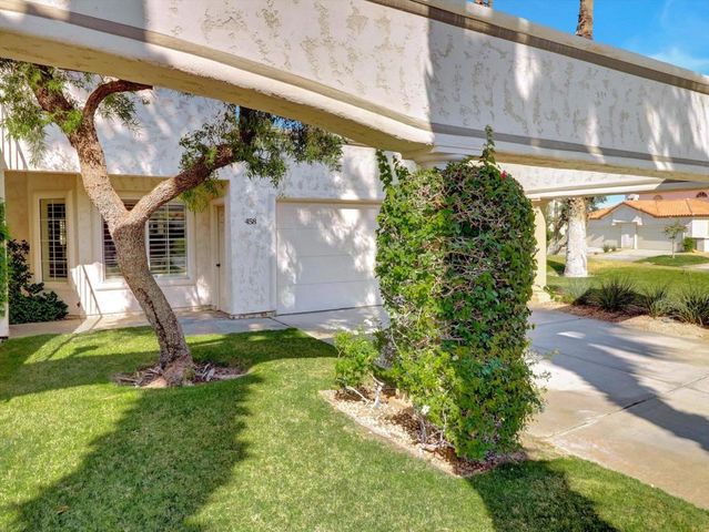 458 Evergreen Ash, Palm Desert, CA 92211