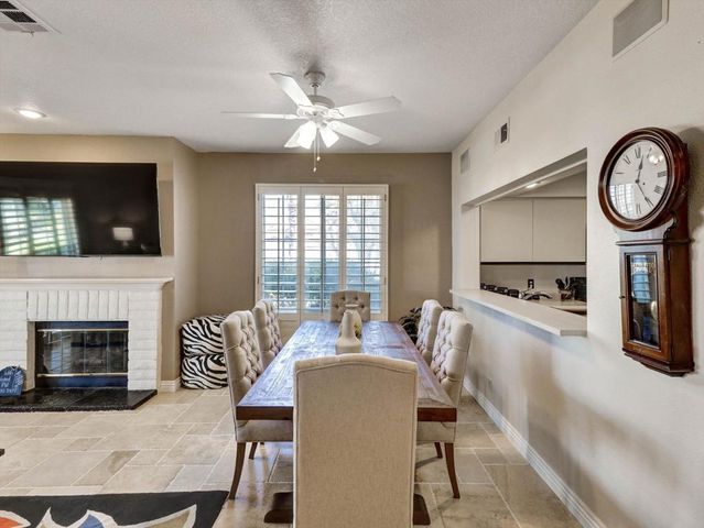 458 Evergreen Ash, Palm Desert, CA 92211