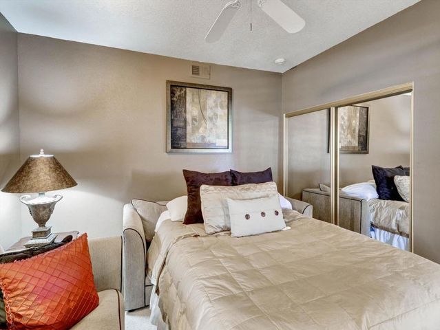 458 Evergreen Ash, Palm Desert, CA 92211