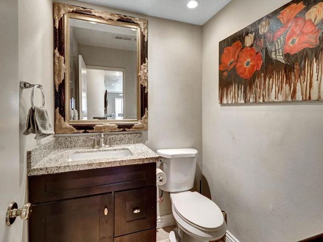 458 Evergreen Ash, Palm Desert, CA 92211