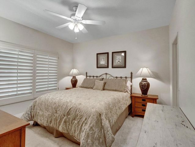 458 Evergreen Ash, Palm Desert, CA 92211