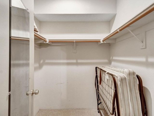 458 Evergreen Ash, Palm Desert, CA 92211