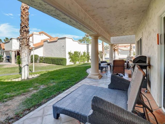 458 Evergreen Ash, Palm Desert, CA 92211