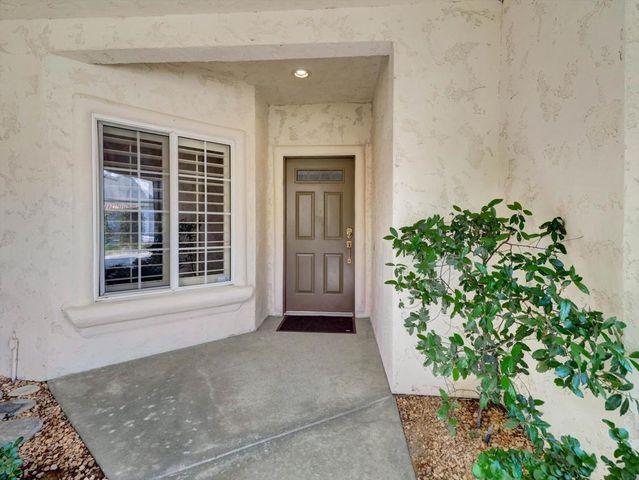 458 Evergreen Ash, Palm Desert, CA 92211