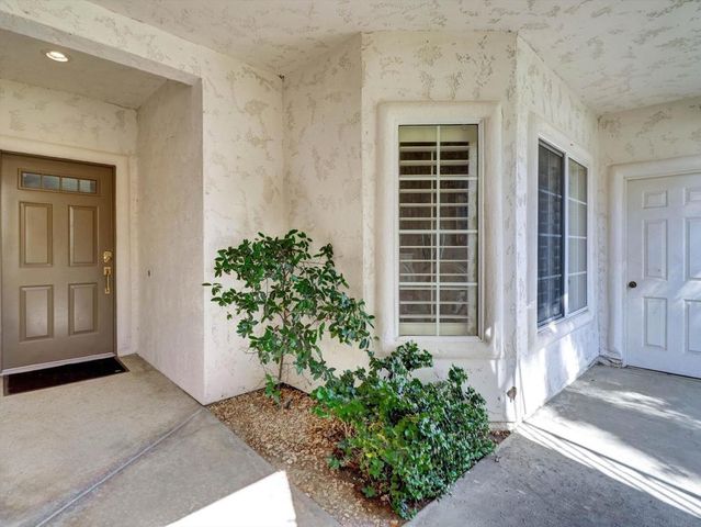 458 Evergreen Ash, Palm Desert, CA 92211