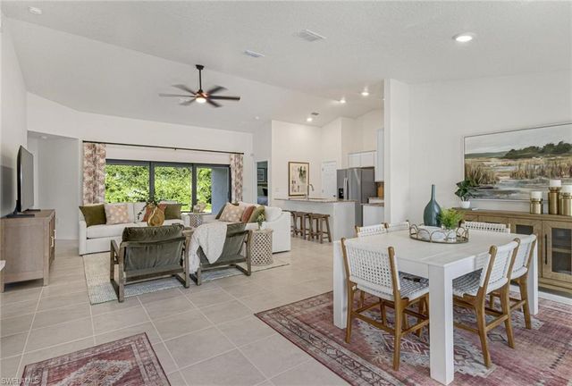 2002 NW 13th PL, Cape Coral, FL 33993