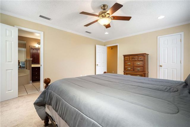 11006 Canal Drive, Theodore, AL 36582