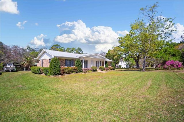 11006 Canal Drive, Theodore, AL 36582
