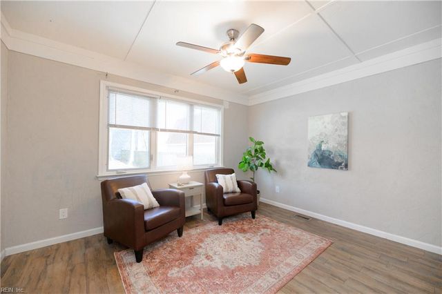 736 Leonard LN, Newport News, VA 23601