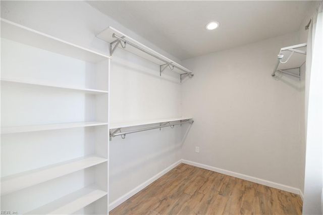 736 Leonard LN, Newport News, VA 23601